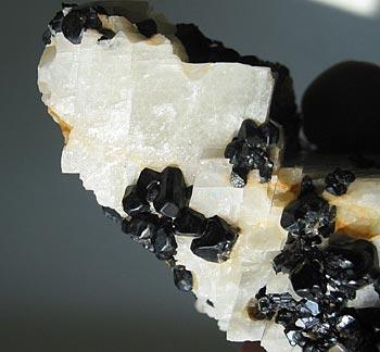 Spinel & Calcite