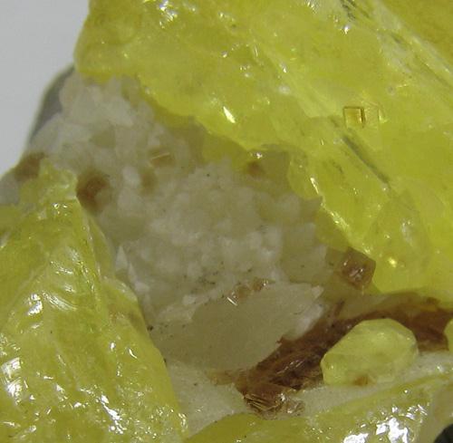 Melanophlogite & Native Sulphur