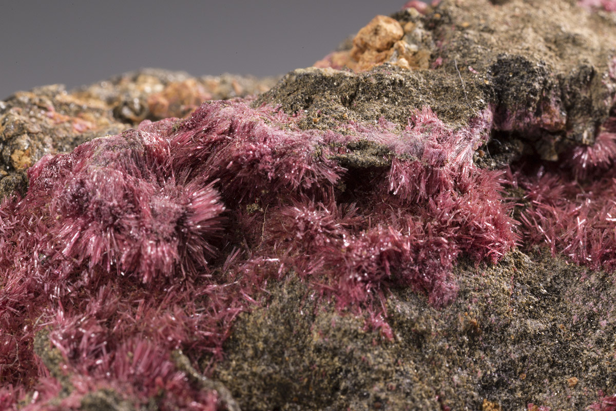 Erythrite