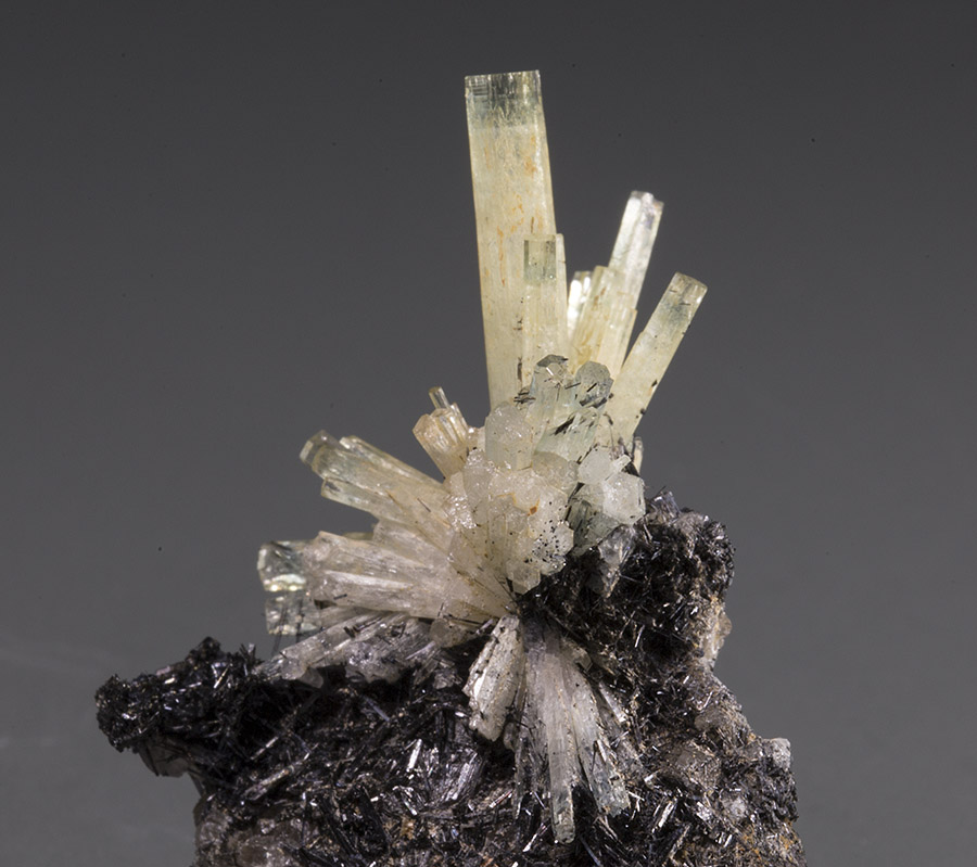 Beryl Var Greenkop & Schorl