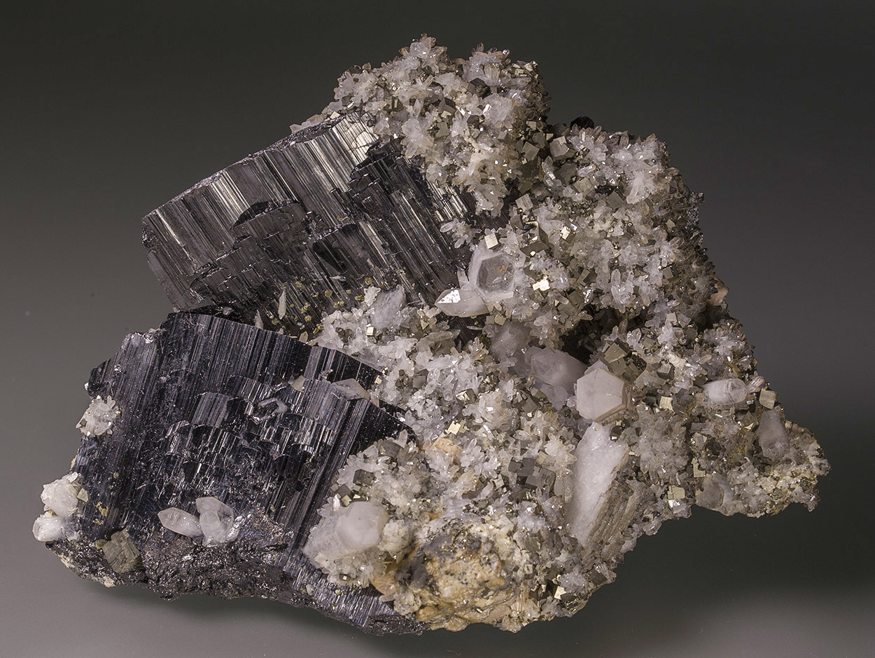 Ferberite Pyrite & Quartz