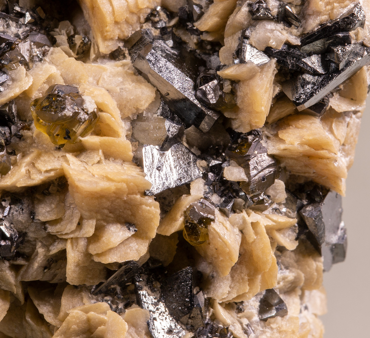 Tetrahedrite Sphalerite & Dolomite