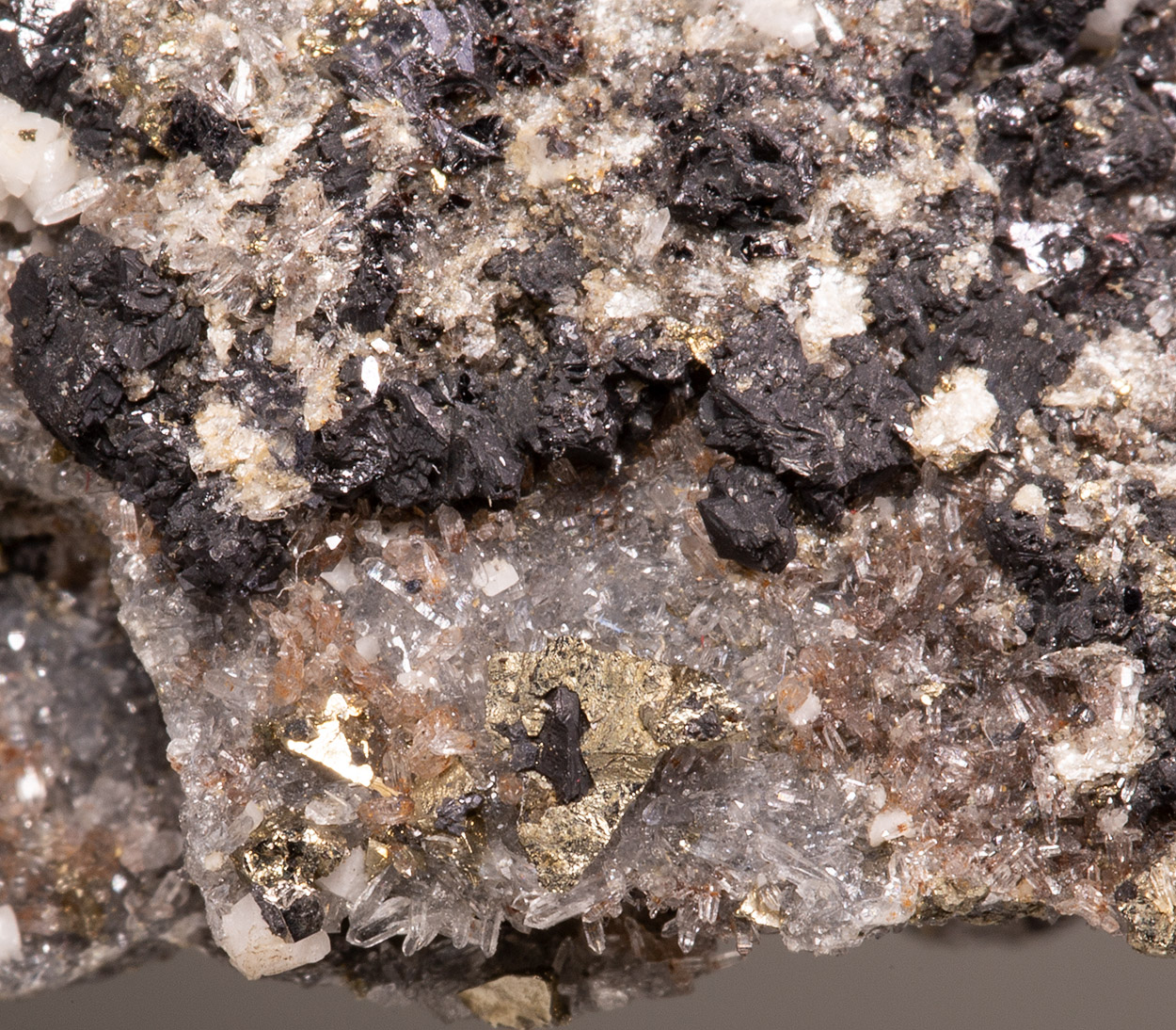 Fahlerz & Chalcopyrite