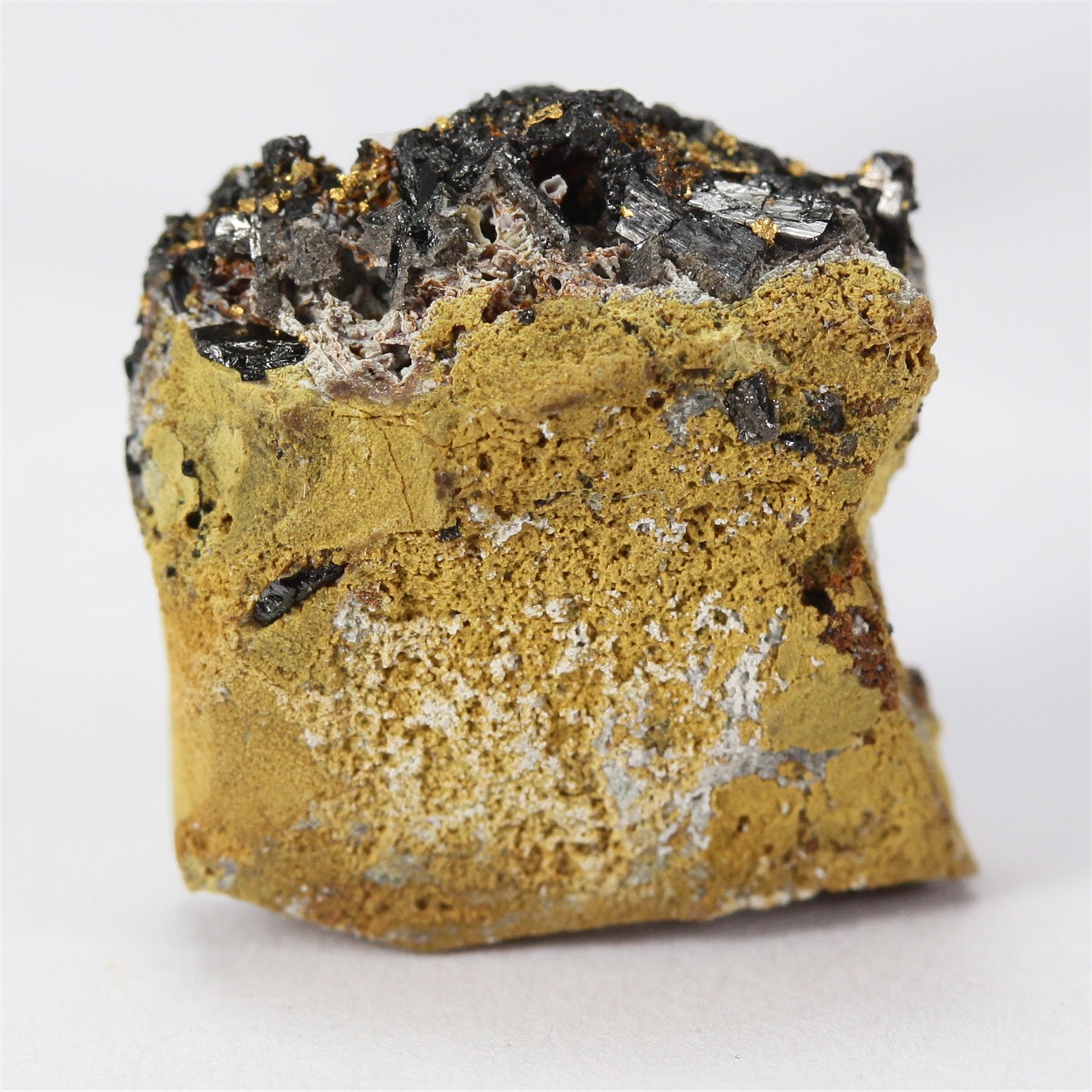 Gold With Hübnerite