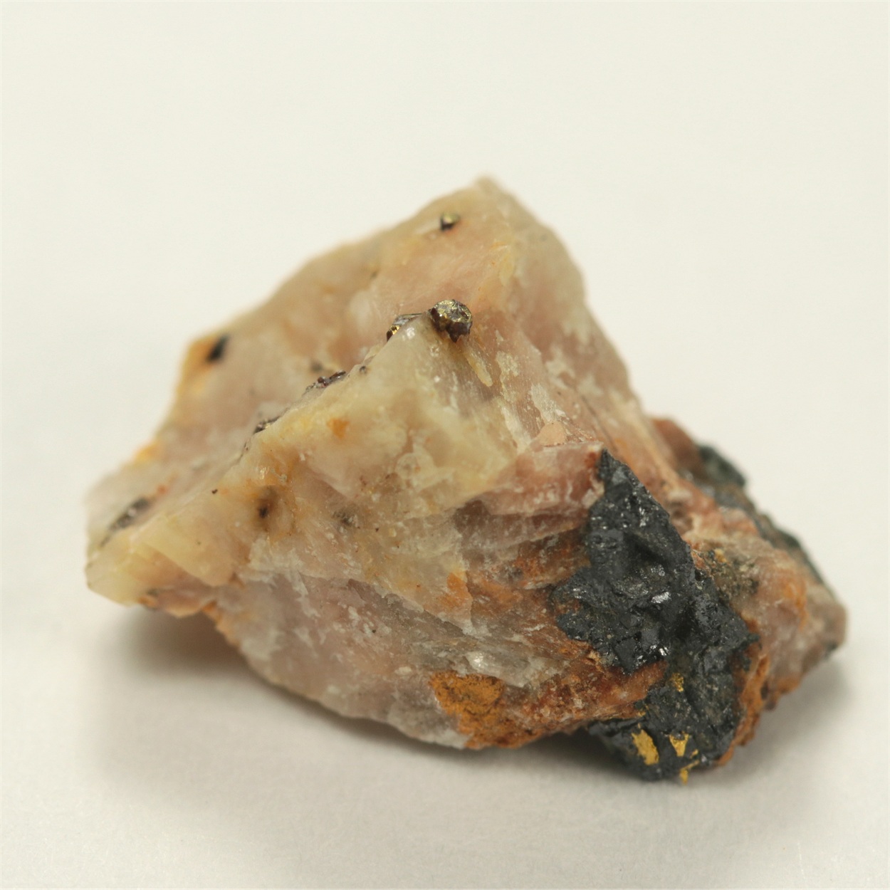 Gold With Uraninite