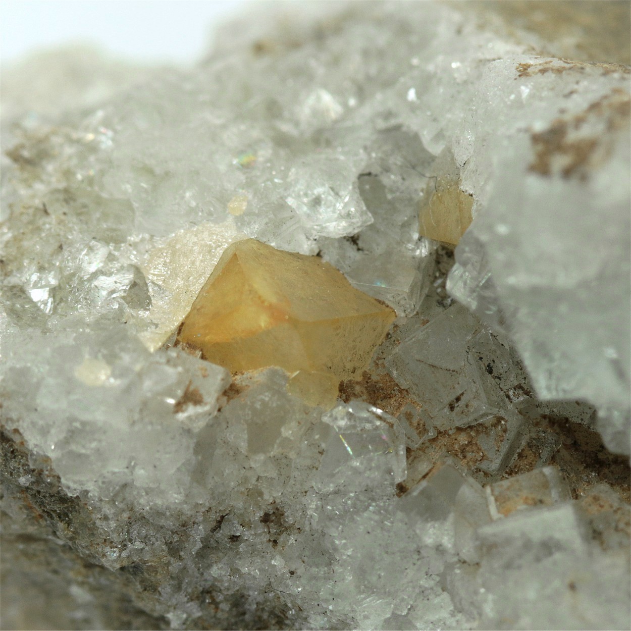 Scheelite With Fluorite