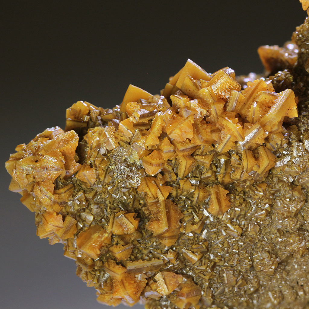 Wulfenite