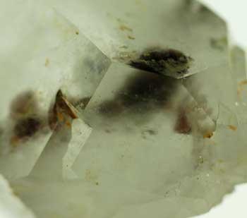 Quartz With Axinite-(Fe)