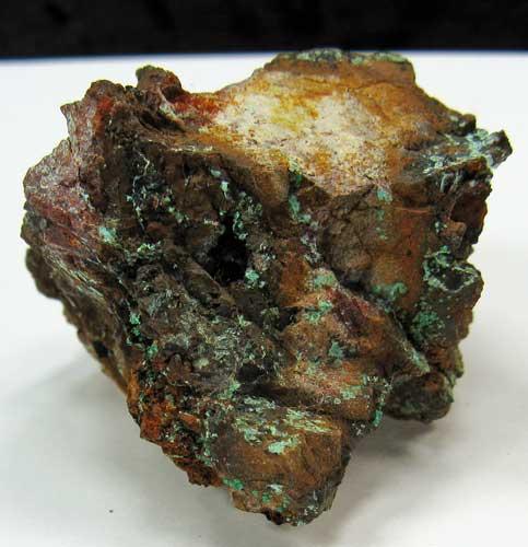 Agardite-(Nd)