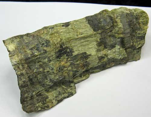 Carpholite