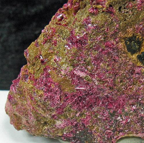 Erythrite