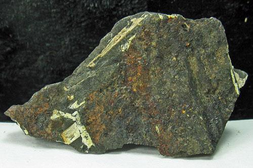 Cervantite