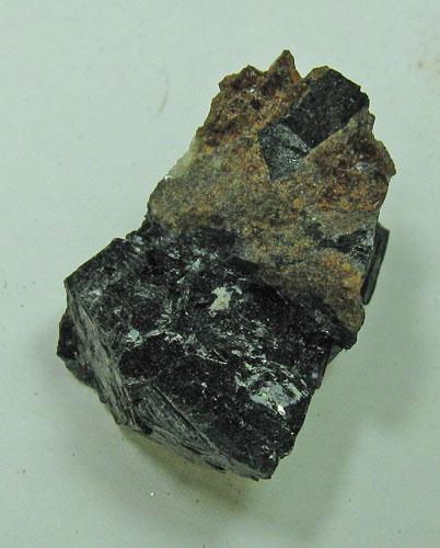 Ferrokentbrooksite