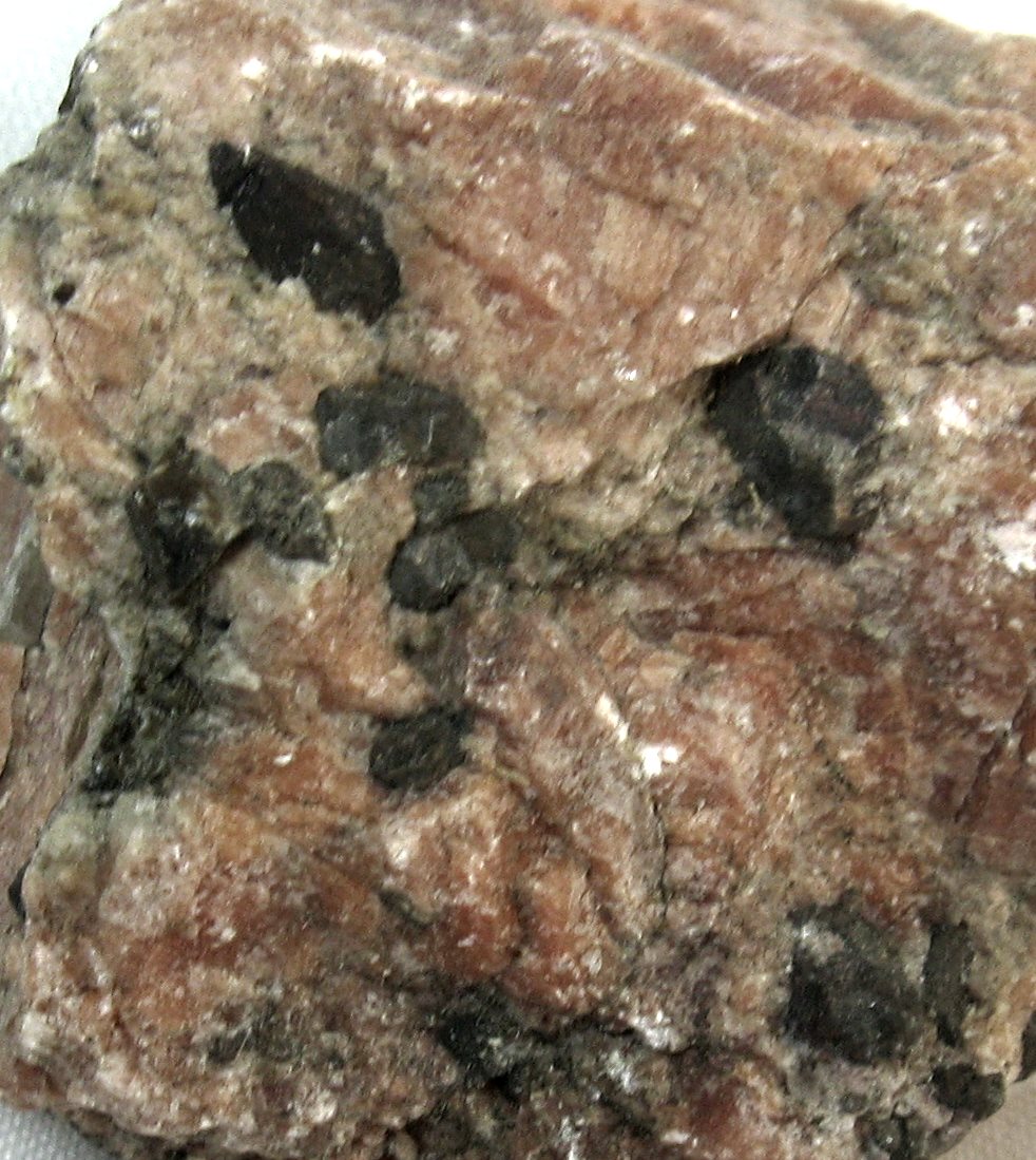 Cyrtolite