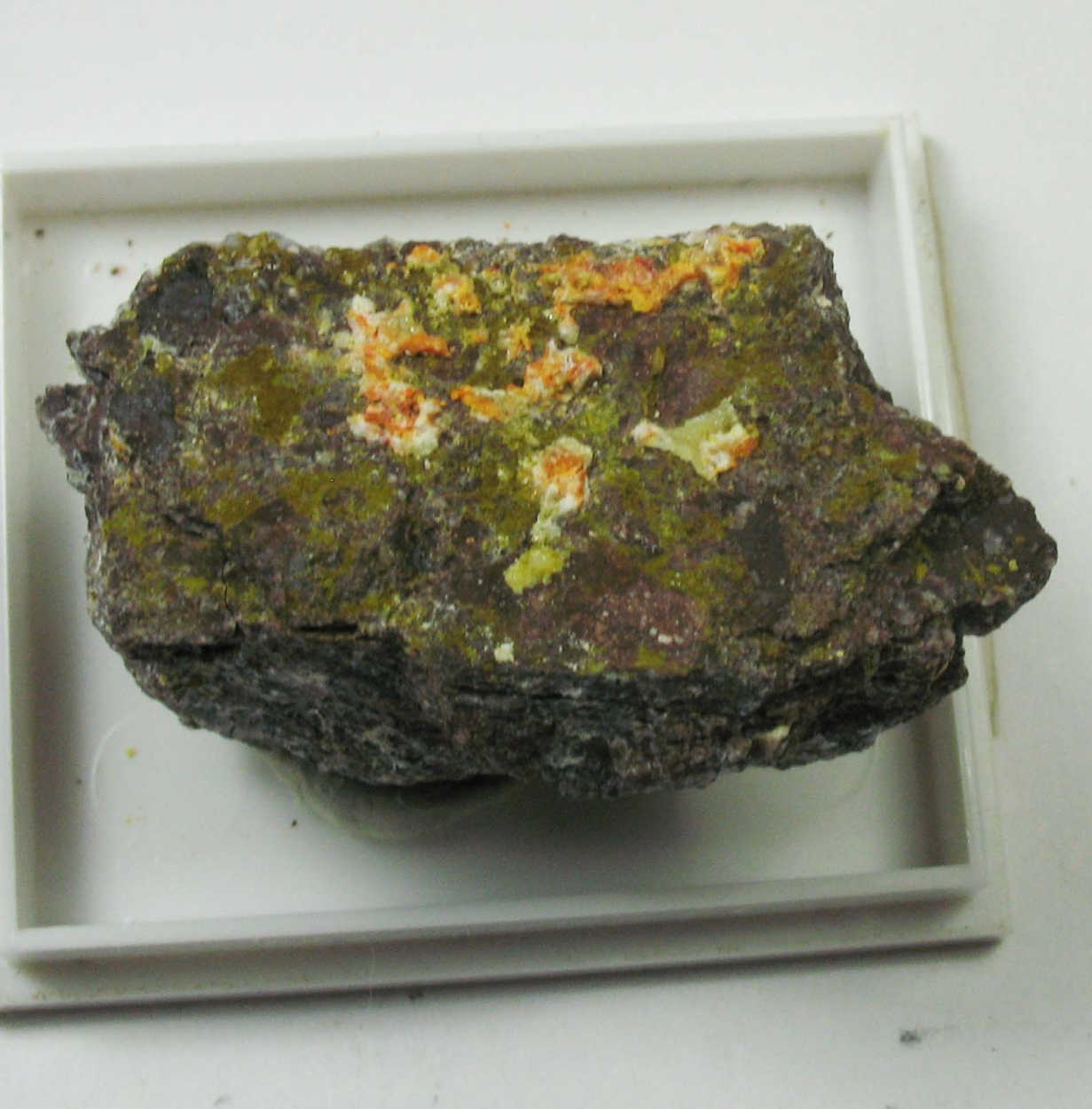 Vauquelinite