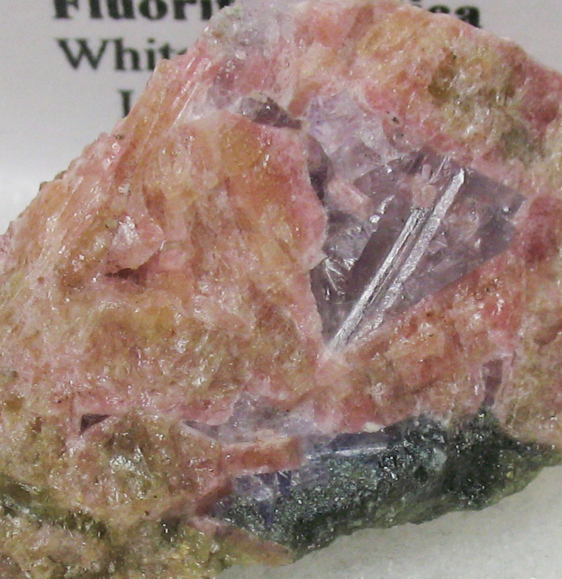 Clinozoisite & Fluorite