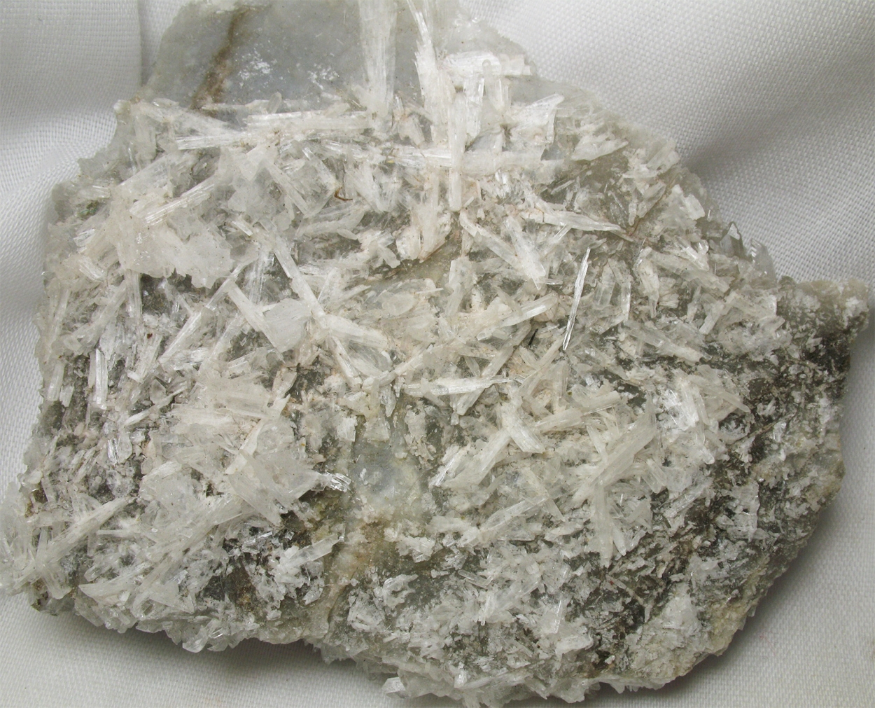 Hydroboracite