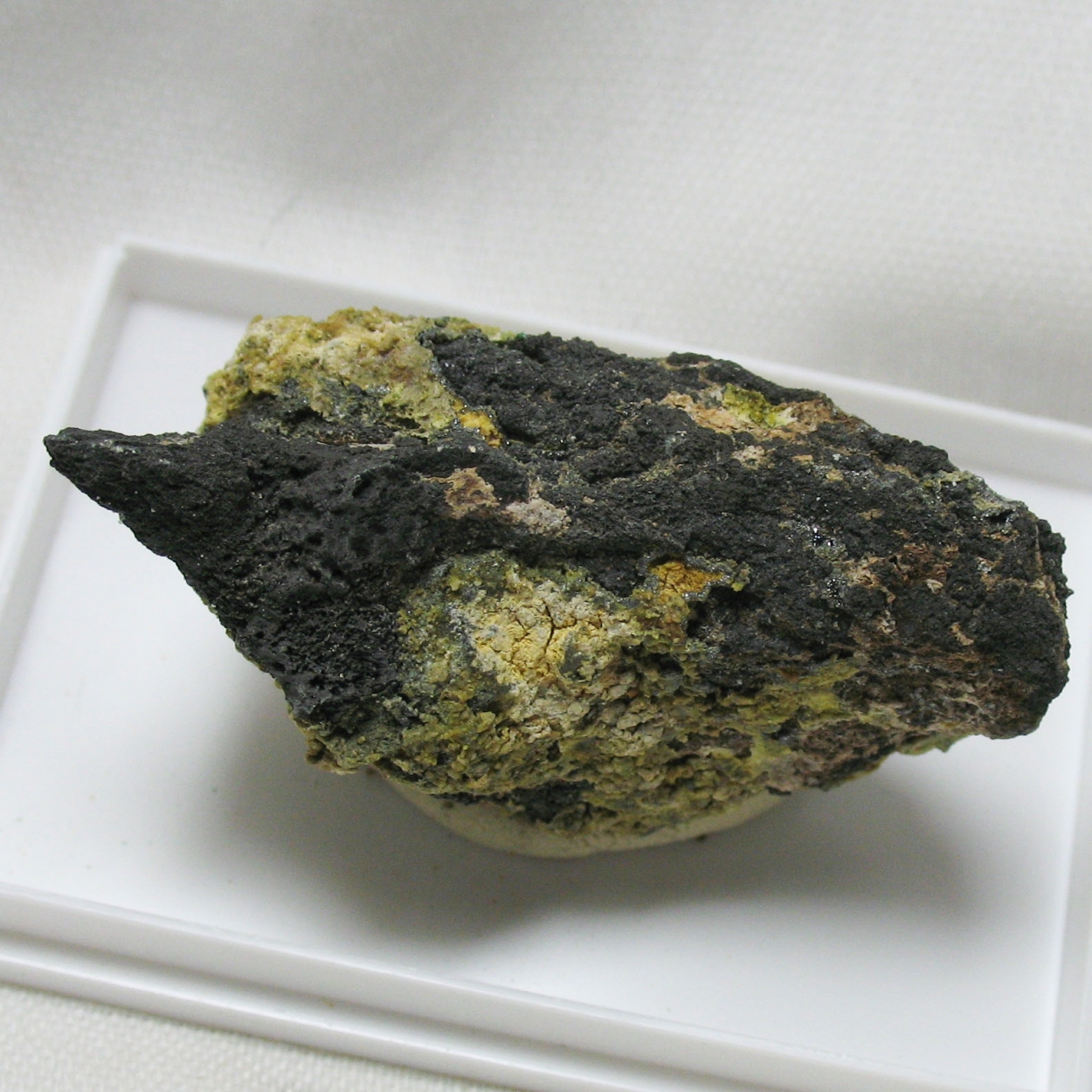 Native Arsenic & Löllingite & Arsenolite