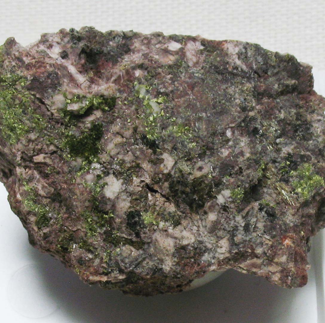 Pumpellyite-(Fe) & Epidote