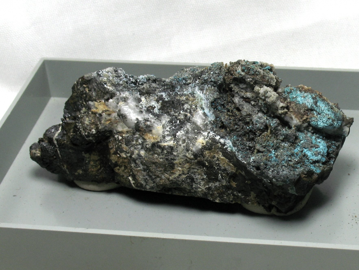 Arsenopyrite & Serpierite & Quartz