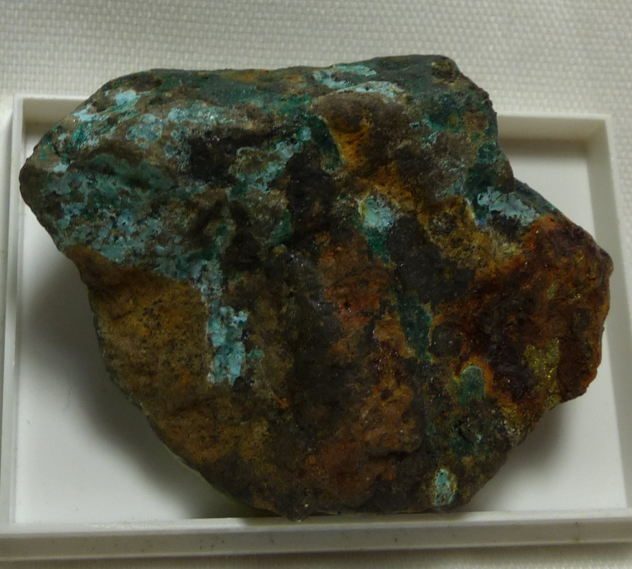 Brochantite