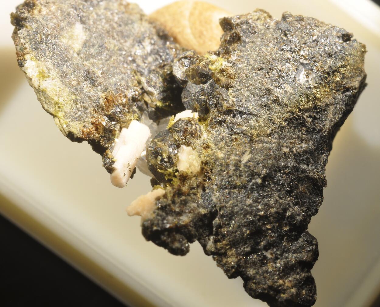 Epidote & Andradite & Albite