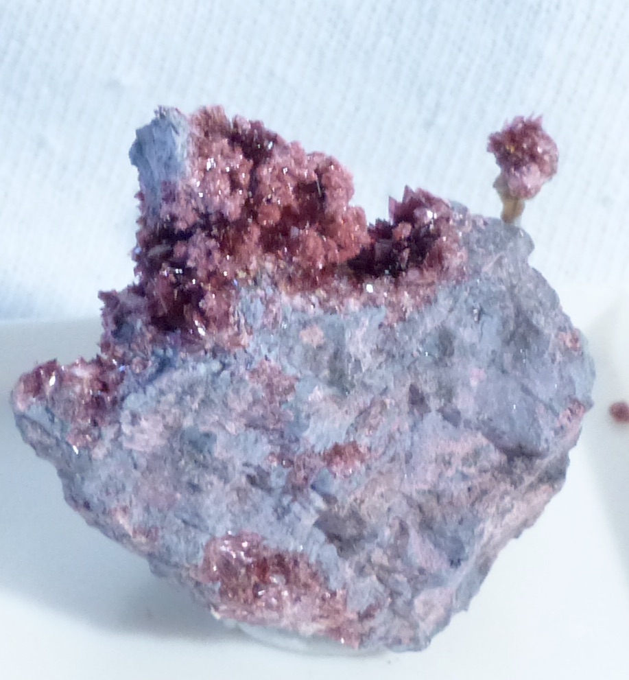 Erythrite