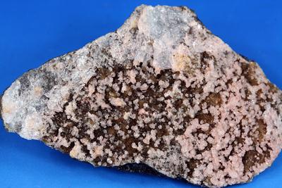 Phillipsite-K With Calcite