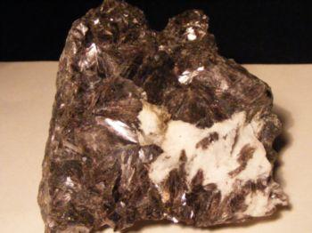 Trilithionite