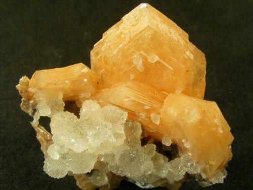 Stellerite & Quartz