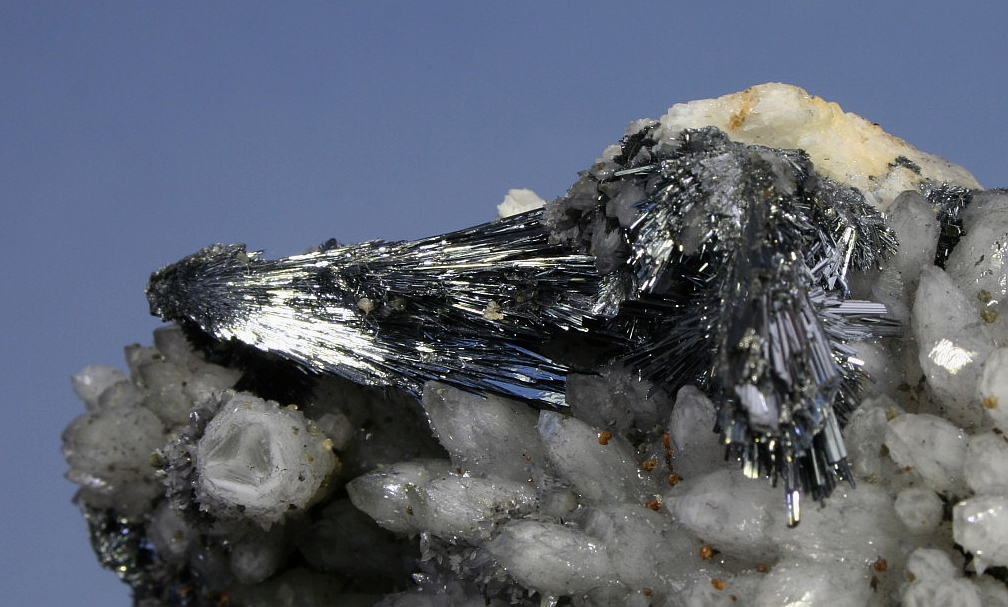 Stibnite Quartz & Siderite