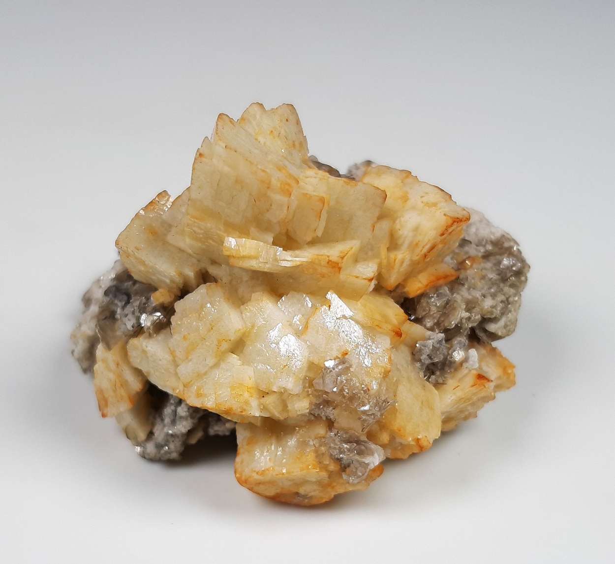 Dolomite With Mica