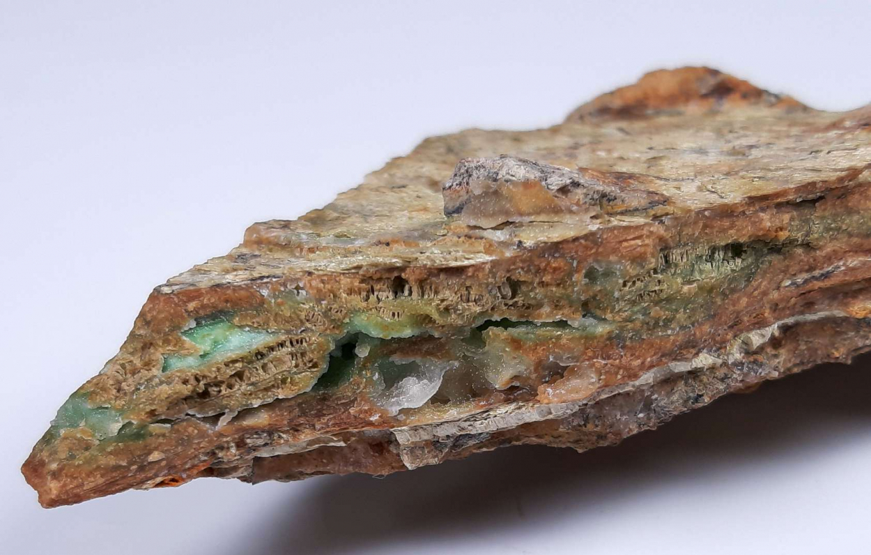 Turquoise & Prase Opal
