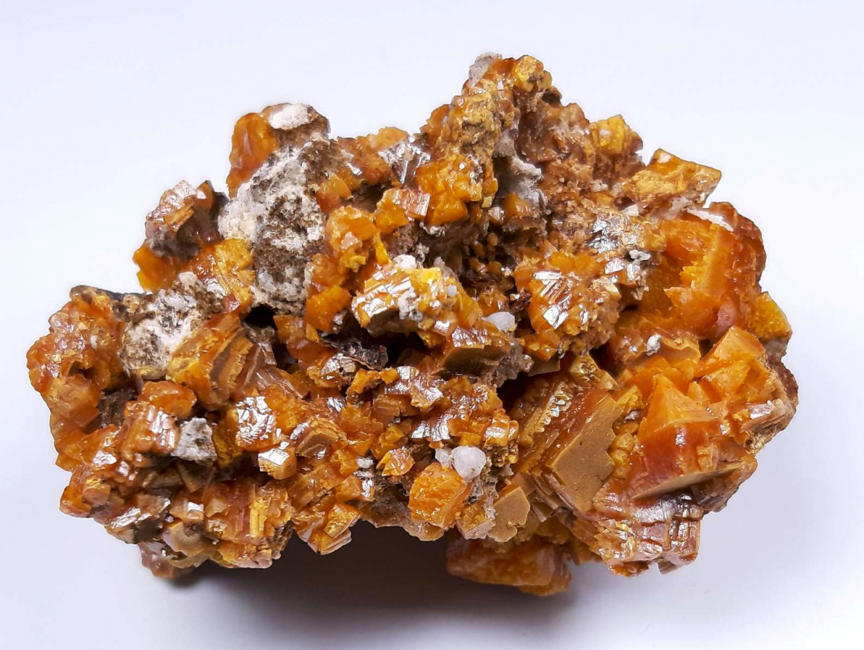 Wulfenite