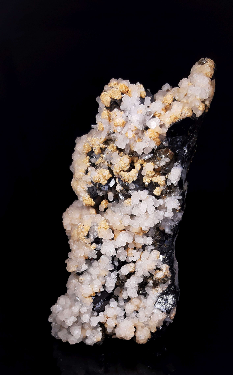 Sphalerite Ankerite Calcite Pyrite & Quartz