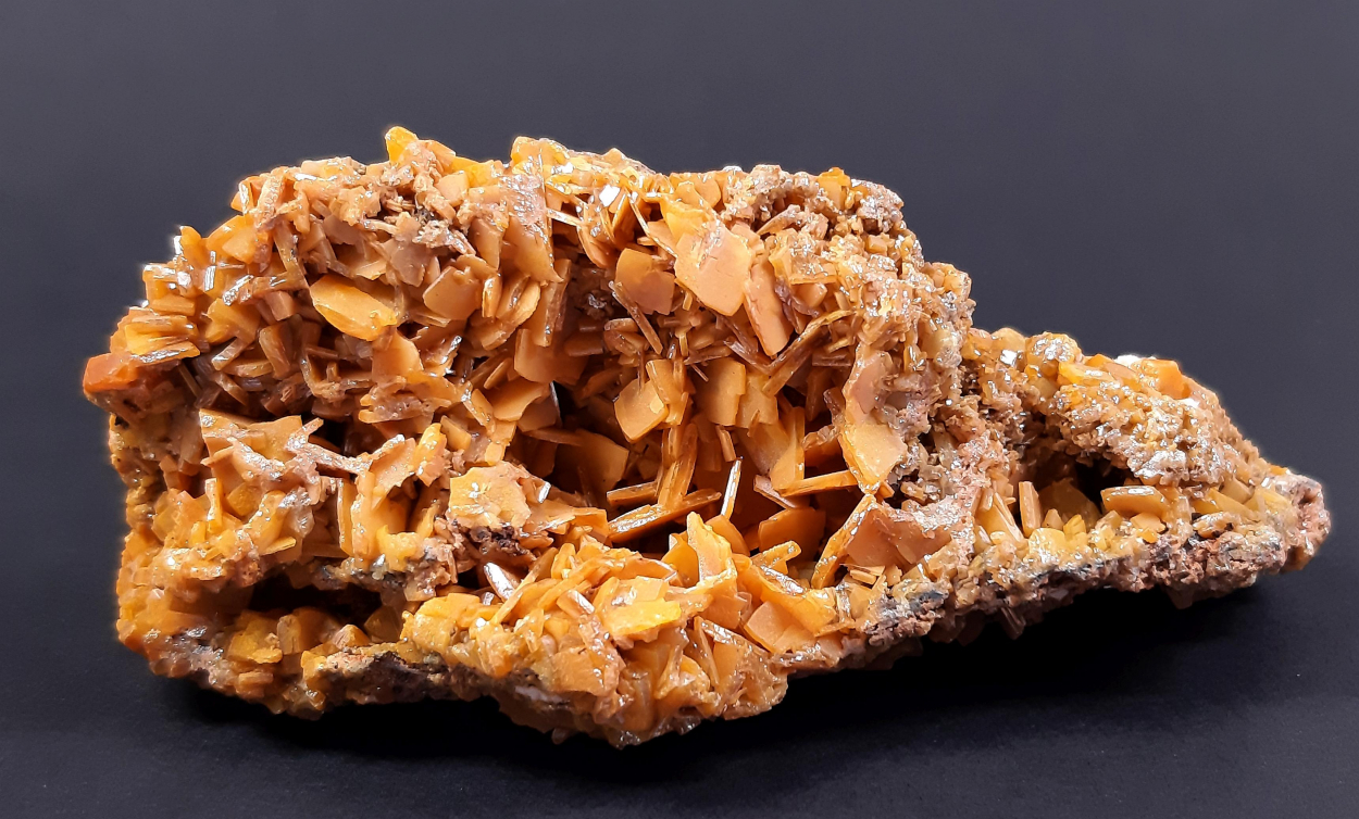 Wulfenite