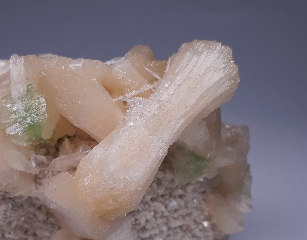 Stilbite & Apophyllite