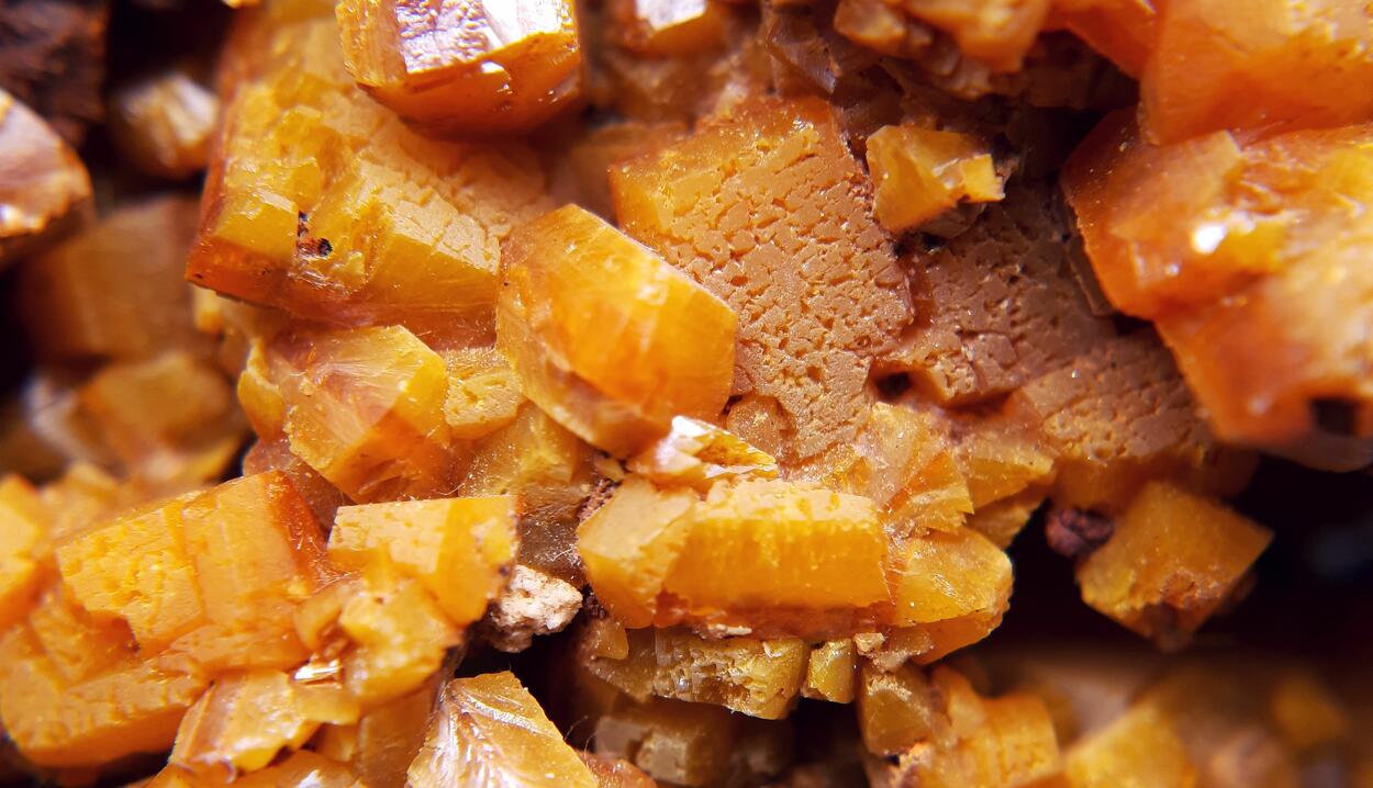 Wulfenite