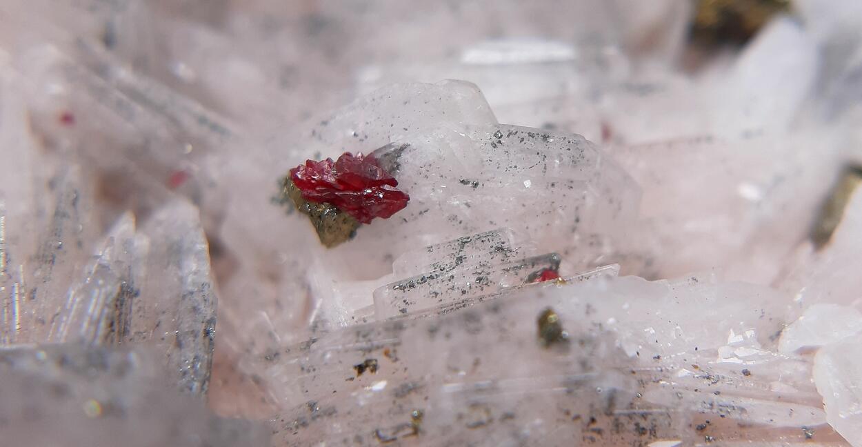 Cinnabar & Baryte