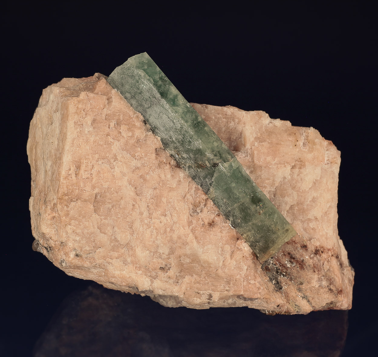 Beryl Var Aquamarine