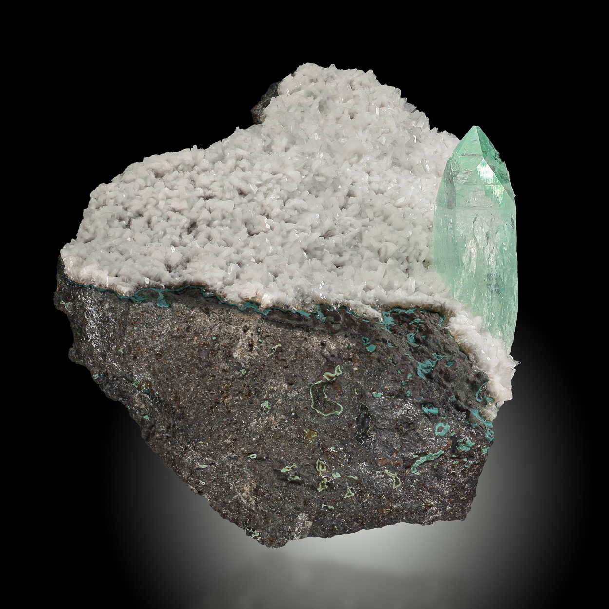 Fluorapophyllite-(K) & Stilbite