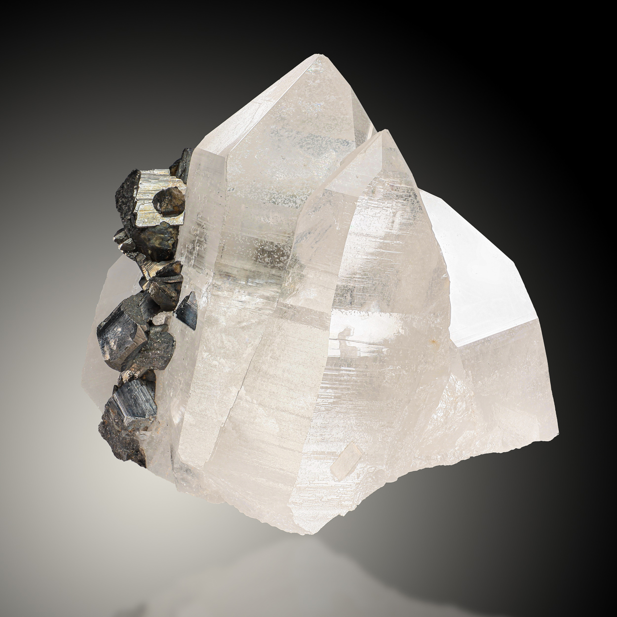 Stannite & Arsenopyrite On Quartz