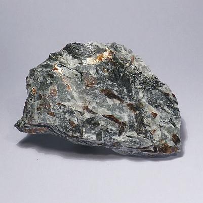 Aenigmatite