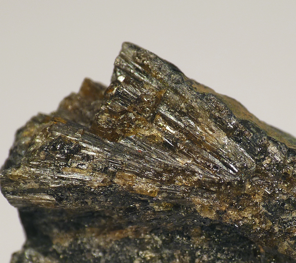 Satterlyite