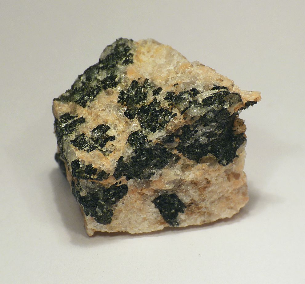 Oxy-schorl