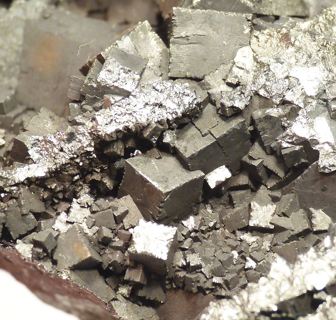 Bixbyite