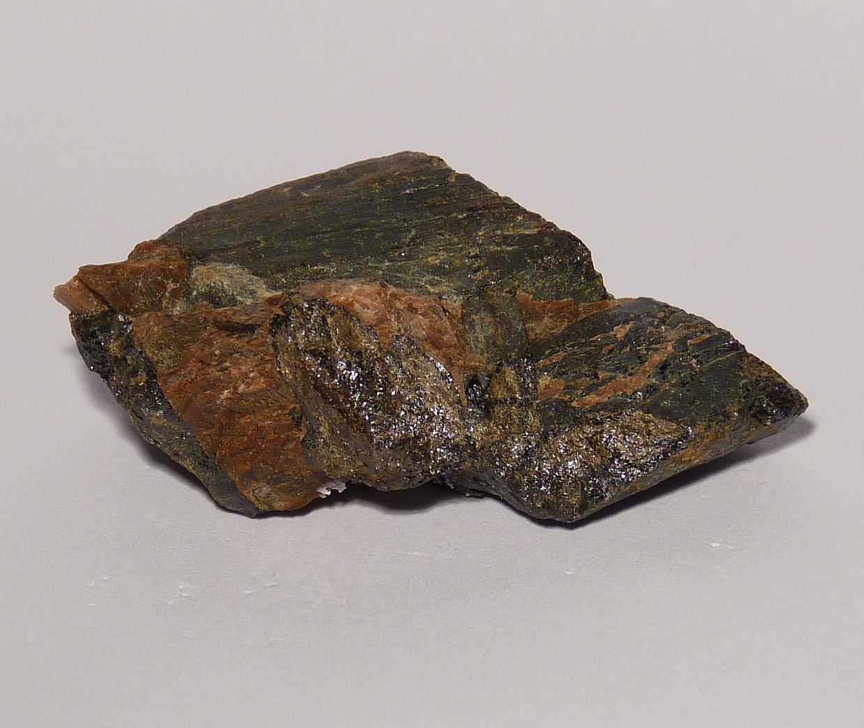 Fergusonite-(Y)