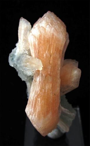 Stilbite On Chalcedony