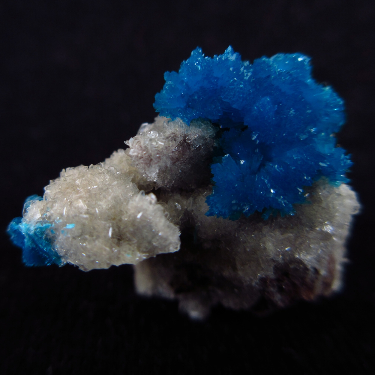 Cavansite & Heulandite