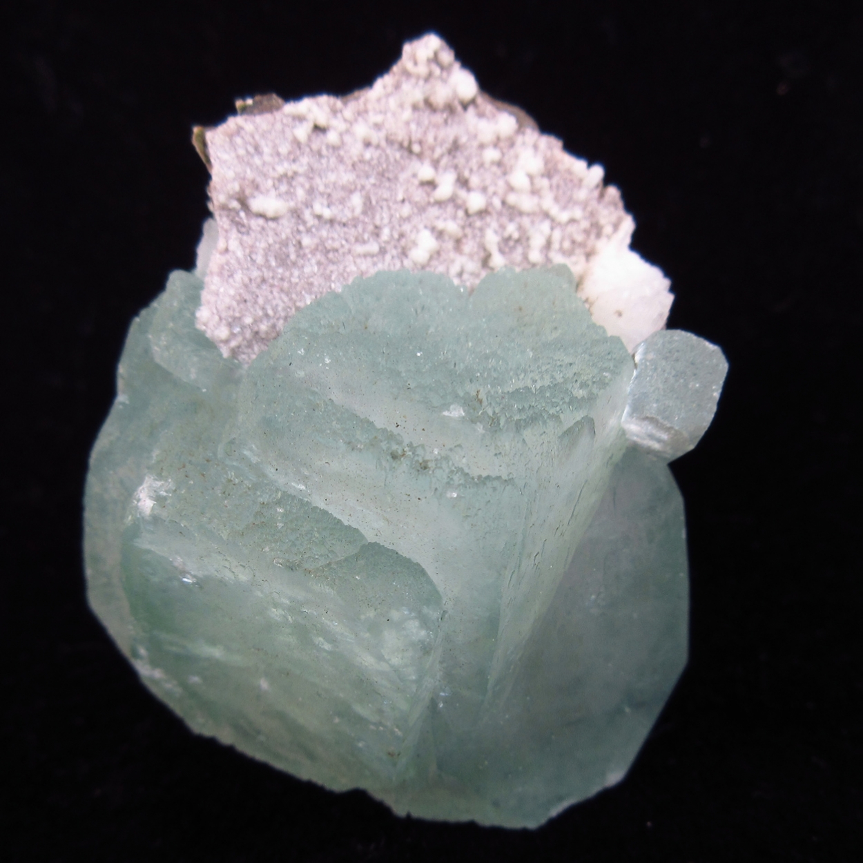 Apophyllite On Heulandite